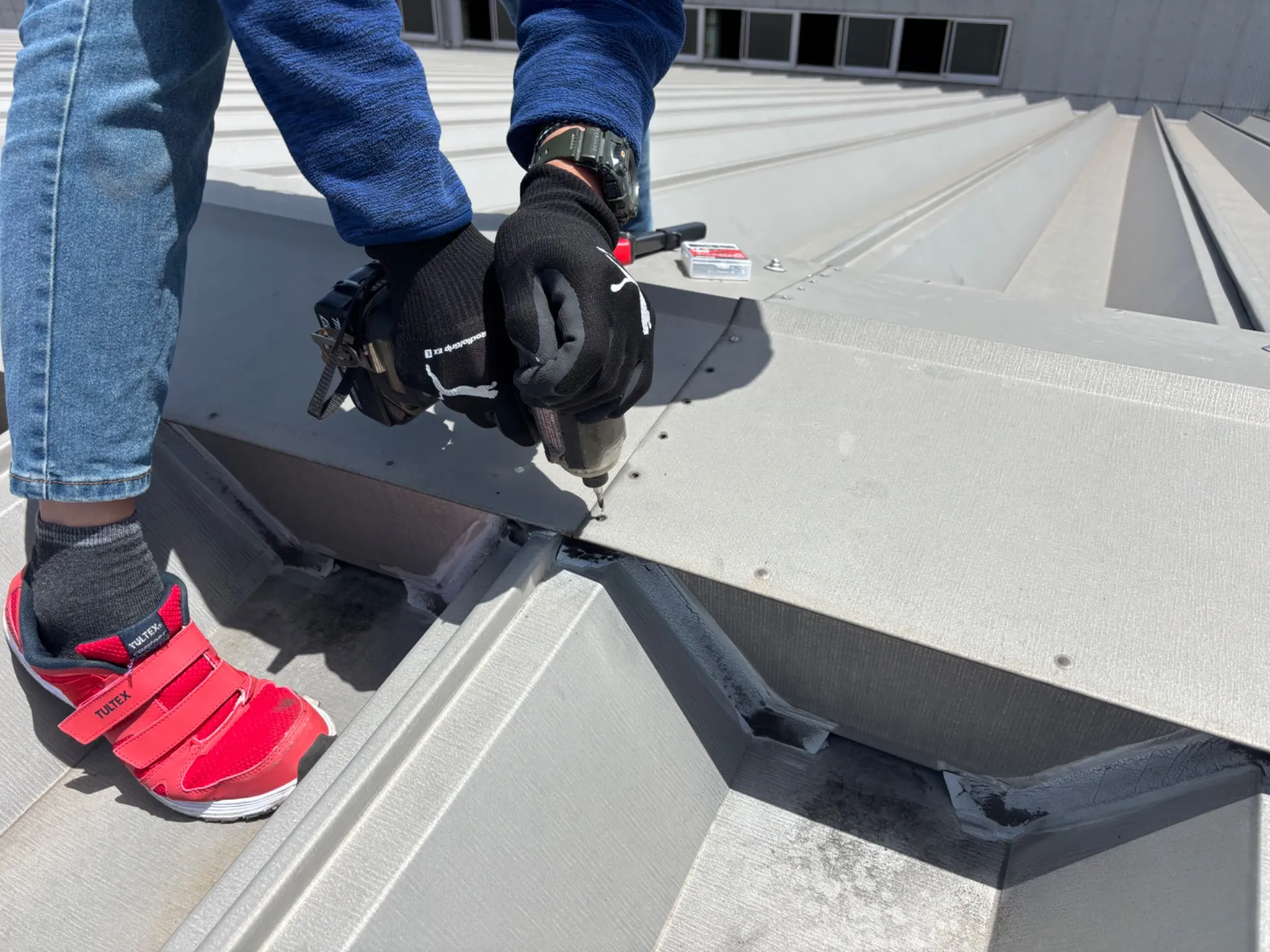 屋根の板金工事『蒲郡市・岡崎市　外壁塗装・屋根塗装・雨漏り修理』